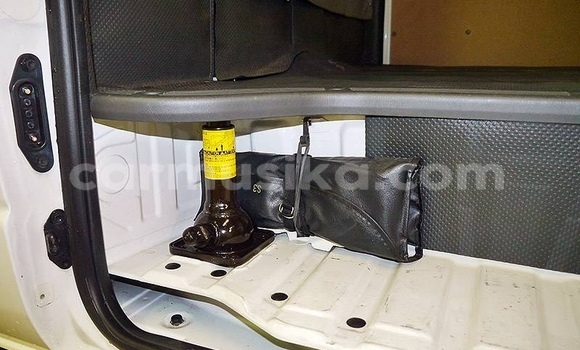 Acheter Occasion Voiture Toyota Hiace Blanc à Beitbridge, Matabeleland South Acheter Occasion Voiture Toyota Hiace Blanc à Beitbridge, Matabeleland South