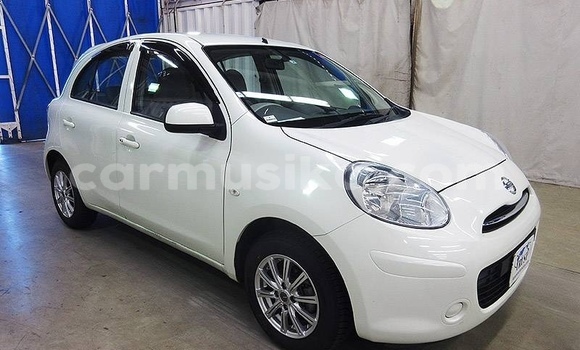 Buy Used Nissan March Other Car in Beitbridge in Matabeleland South