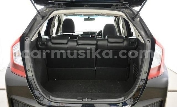 Acheter Occasion Voiture Honda Fit Noir à Beitbridge, Matabeleland South Acheter Occasion Voiture Honda Fit Noir à Beitbridge, Matabeleland South