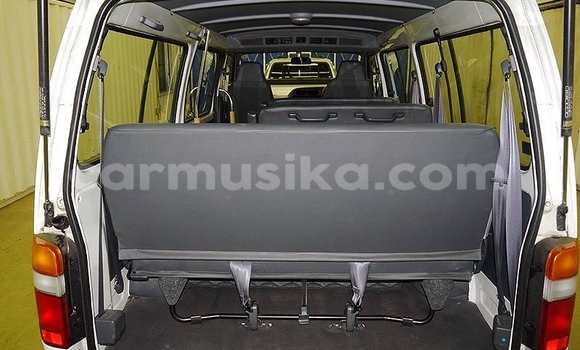 Tenga Tsaru Toyota Harrier Chena Mota in Beitbridge in Matabeleland South Tenga Tsaru Toyota Harrier Chena Mota in Beitbridge in Matabeleland South