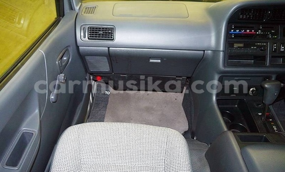 Tenga Tsaru Toyota Harrier Chena Mota in Beitbridge in Matabeleland South Tenga Tsaru Toyota Harrier Chena Mota in Beitbridge in Matabeleland South