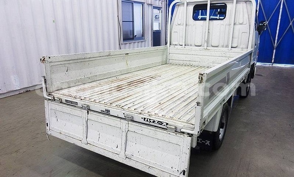 Acheter Occasion Voiture Toyota Hiace Blanc à Beitbridge, Matabeleland South Acheter Occasion Voiture Toyota Hiace Blanc à Beitbridge, Matabeleland South