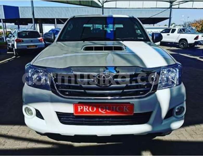 Big with watermark toyota hilux matabeleland south beitbridge 15319