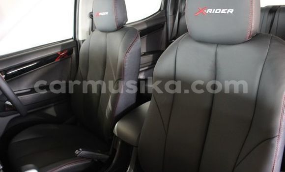 Buy Used Isuzu D–MAX White Car in Alexandra Park in Harare Buy Used Isuzu D–MAX White Car in Alexandra Park in Harare