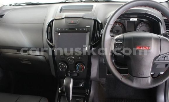 Buy Used Isuzu D–MAX White Car in Alexandra Park in Harare Buy Used Isuzu D–MAX White Car in Alexandra Park in Harare