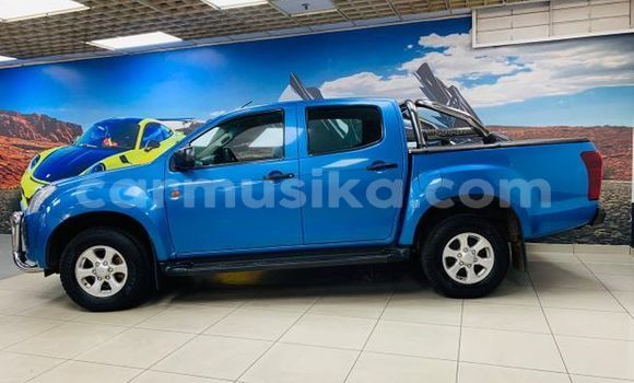 Buy Used Isuzu KB Blue Car in Alexandra Park in Harare Buy Used Isuzu KB Blue Car in Alexandra Park in Harare