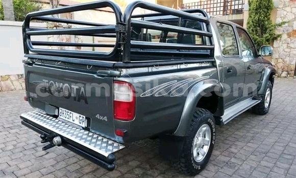 Tenga Tsaru Toyota Hilux Sirivha Mota in Beitbridge in Matabeleland South Tenga Tsaru Toyota Hilux Sirivha Mota in Beitbridge in Matabeleland South