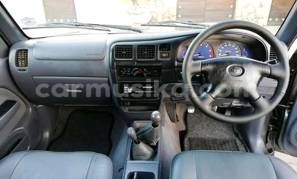 Tenga Tsaru Toyota Hilux Sirivha Mota in Beitbridge in Matabeleland South Tenga Tsaru Toyota Hilux Sirivha Mota in Beitbridge in Matabeleland South