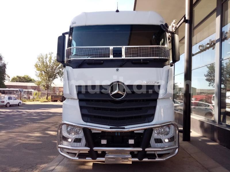 Big with watermark mercedes benz truck matabeleland south beitbridge 15346