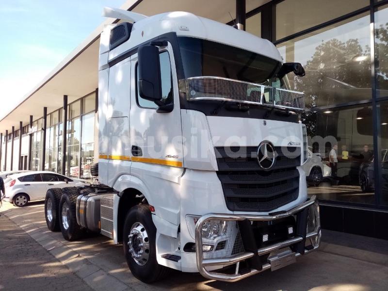 Big with watermark mercedes benz truck matabeleland south beitbridge 15346