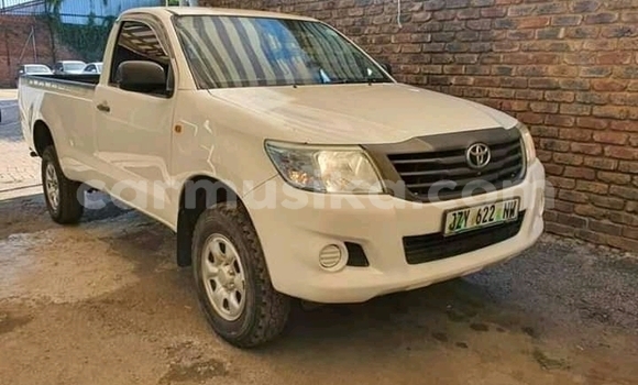Acheter Occasion Voiture Toyota Hilux Blanc à Beitbridge, Matabeleland South Acheter Occasion Voiture Toyota Hilux Blanc à Beitbridge, Matabeleland South