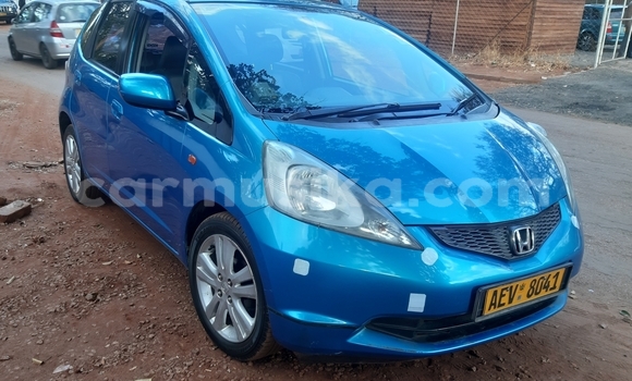 Buy Used Honda Fit Blue Car in Harare in Harare Buy Used Honda Fit Blue Car in Harare in Harare
