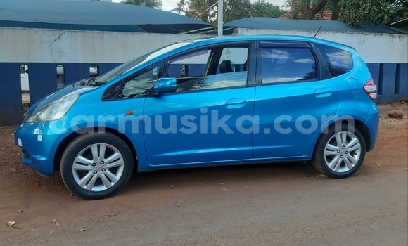 Buy Used Honda Fit Blue Car in Harare in Harare Buy Used Honda Fit Blue Car in Harare in Harare