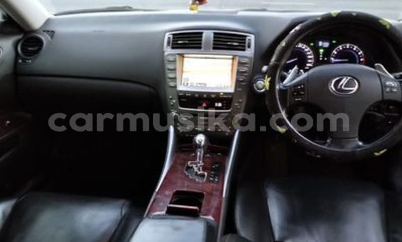 Tenga Tsaru Lexus IS Chena Mota in Harare in Harare Tenga Tsaru Lexus IS Chena Mota in Harare in Harare