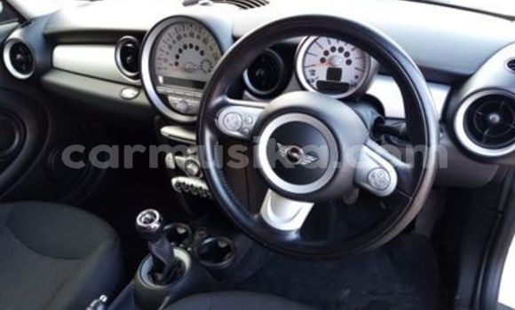 Tenga Tsaru MINI Cooper Zvimwe Mota in Harare in Harare Tenga Tsaru MINI Cooper Zvimwe Mota in Harare in Harare