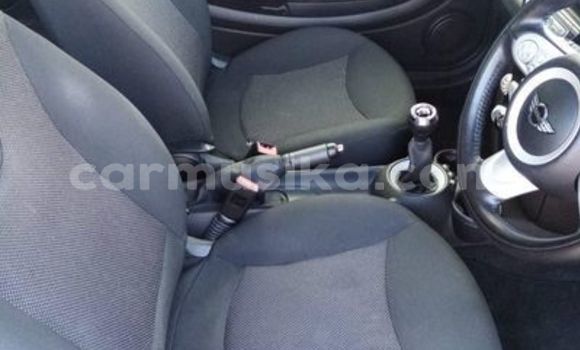 Tenga Tsaru MINI Cooper Zvimwe Mota in Harare in Harare Tenga Tsaru MINI Cooper Zvimwe Mota in Harare in Harare