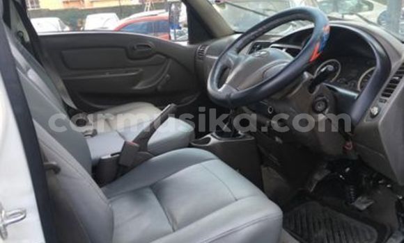 Tenga Tsaru Hyundai H1 Chena Mota in Harare in Harare Tenga Tsaru Hyundai H1 Chena Mota in Harare in Harare