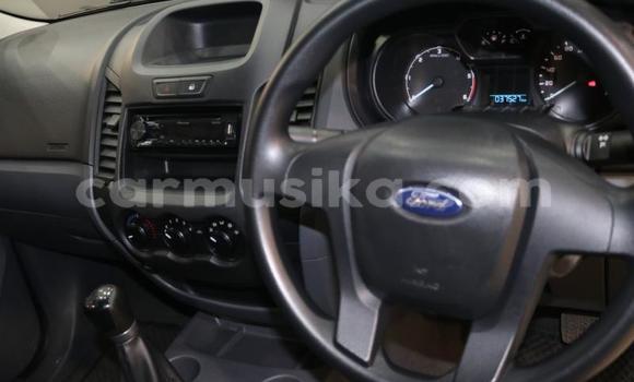 Acheter Occasion Voiture Ford Ranger Blanc à Beitbridge, Matabeleland South Acheter Occasion Voiture Ford Ranger Blanc à Beitbridge, Matabeleland South