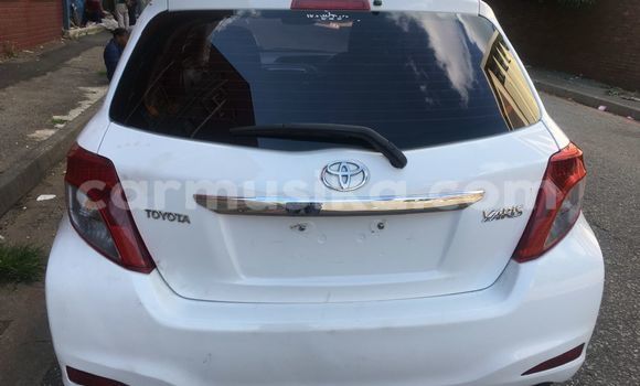 Nunua Ilio tumika Toyota Yaris Nyeupe Gari ndani ya Beitbridge nchini Matabeleland Kusini Nunua Ilio tumika Toyota Yaris Nyeupe Gari ndani ya Beitbridge nchini Matabeleland Kusini