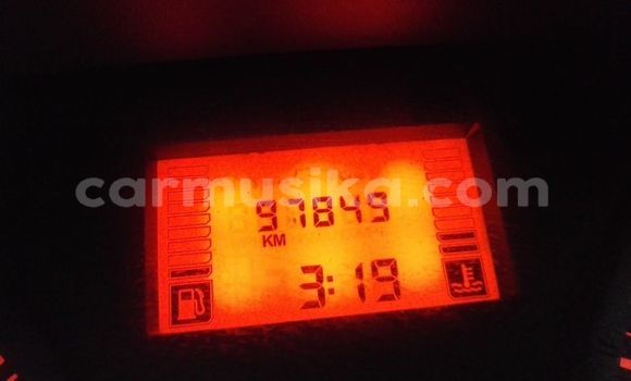 Tenga Tsaru Nissan NV200 Chena Mota in Beitbridge in Matabeleland South