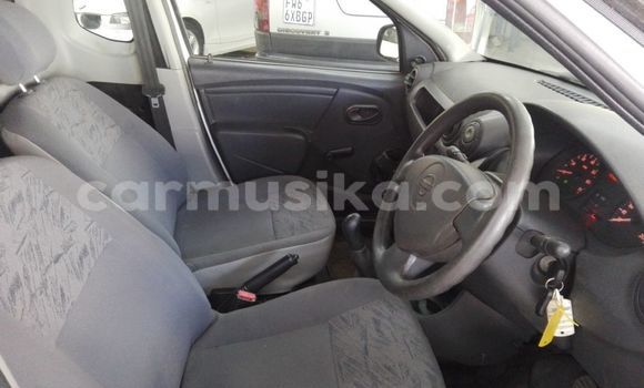 Nunua Ilio tumika Nissan NV200 Nyeupe Gari ndani ya Beitbridge nchini Matabeleland Kusini Nunua Ilio tumika Nissan NV200 Nyeupe Gari ndani ya Beitbridge nchini Matabeleland Kusini