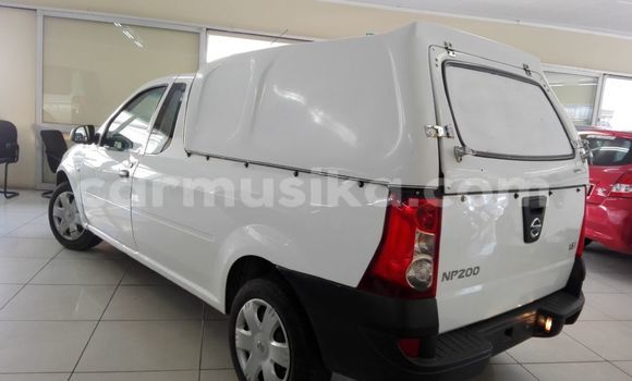 Nunua Ilio tumika Nissan NV200 Nyeupe Gari ndani ya Beitbridge nchini Matabeleland Kusini Nunua Ilio tumika Nissan NV200 Nyeupe Gari ndani ya Beitbridge nchini Matabeleland Kusini