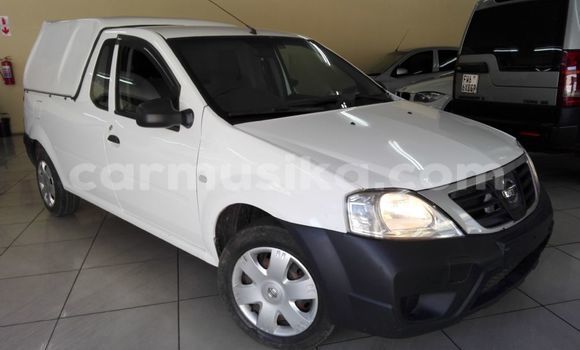 Nunua Ilio tumika Nissan NV200 Nyeupe Gari ndani ya Beitbridge nchini Matabeleland Kusini Nunua Ilio tumika Nissan NV200 Nyeupe Gari ndani ya Beitbridge nchini Matabeleland Kusini
