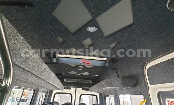 Nunua Ilio tumika Mercedes‒Benz X-klasse Concept Nyeupe Gari ndani ya Beitbridge nchini Matabeleland Kusini Nunua Ilio tumika Mercedes‒Benz X-klasse Concept Nyeupe Gari ndani ya Beitbridge nchini Matabeleland Kusini