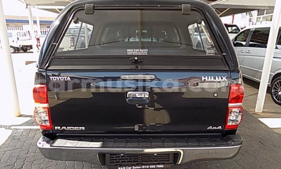 Nunua Ilio tumika Toyota Hilux Nyeusi Gari ndani ya Beitbridge nchini Matabeleland Kusini Nunua Ilio tumika Toyota Hilux Nyeusi Gari ndani ya Beitbridge nchini Matabeleland Kusini