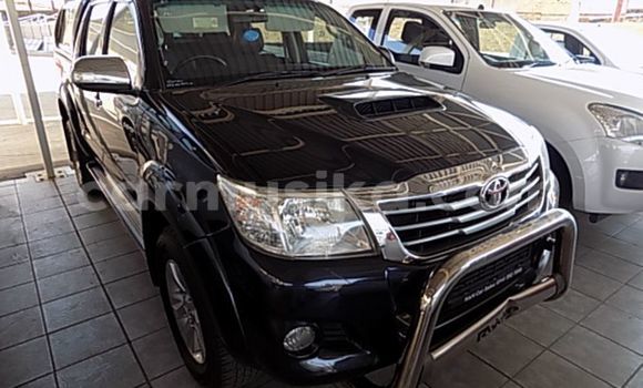 Nunua Ilio tumika Toyota Hilux Nyeusi Gari ndani ya Beitbridge nchini Matabeleland Kusini Nunua Ilio tumika Toyota Hilux Nyeusi Gari ndani ya Beitbridge nchini Matabeleland Kusini