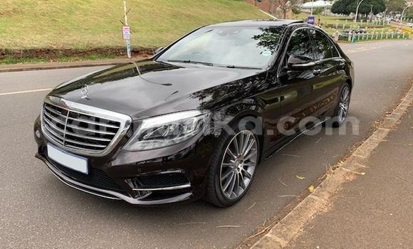 Acheter Occasion Voiture Mercedes‒Benz C–Class Noir à Beitbridge, Matabeleland South Acheter Occasion Voiture Mercedes‒Benz C–Class Noir à Beitbridge, Matabeleland South