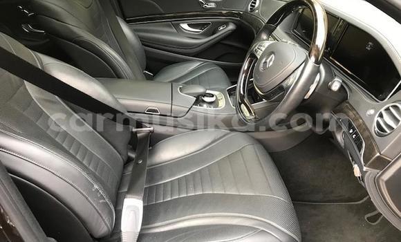 Acheter Occasion Voiture Mercedes‒Benz C–Class Noir à Beitbridge, Matabeleland South Acheter Occasion Voiture Mercedes‒Benz C–Class Noir à Beitbridge, Matabeleland South