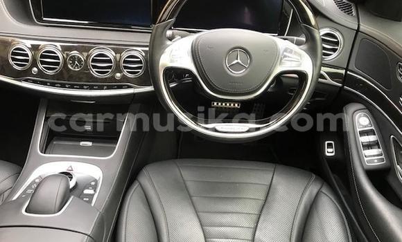 Acheter Occasion Voiture Mercedes‒Benz C–Class Noir à Beitbridge, Matabeleland South Acheter Occasion Voiture Mercedes‒Benz C–Class Noir à Beitbridge, Matabeleland South