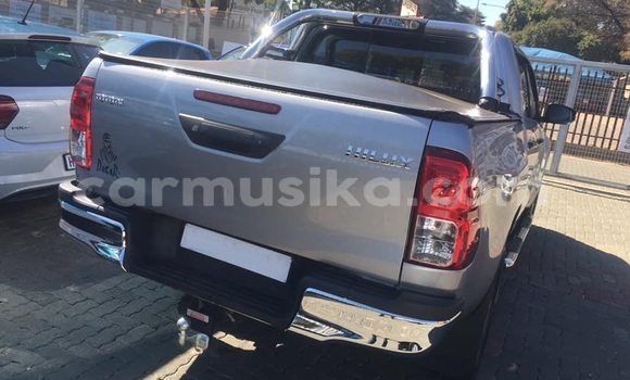 Acheter Occasion Voiture Toyota Hilux Gris à Beitbridge, Matabeleland South Acheter Occasion Voiture Toyota Hilux Gris à Beitbridge, Matabeleland South