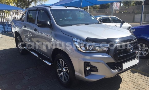 Acheter Occasion Voiture Toyota Hilux Gris à Beitbridge, Matabeleland South Acheter Occasion Voiture Toyota Hilux Gris à Beitbridge, Matabeleland South