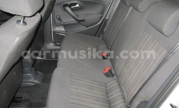 Nunua Ilio tumika Volkswagen Polo GTI Nyeupe Gari ndani ya Beitbridge nchini Matabeleland Kusini Nunua Ilio tumika Volkswagen Polo GTI Nyeupe Gari ndani ya Beitbridge nchini Matabeleland Kusini