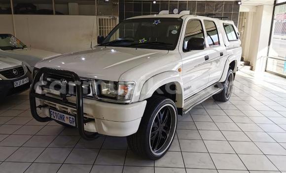 Acheter Occasion Voiture Toyota Hilux Blanc à Beitbridge, Matabeleland South Acheter Occasion Voiture Toyota Hilux Blanc à Beitbridge, Matabeleland South