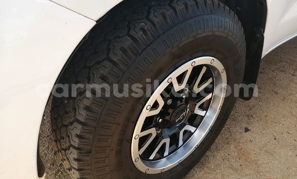 Acheter Occasion Voiture Toyota Hilux Blanc à Beitbridge, Matabeleland South Acheter Occasion Voiture Toyota Hilux Blanc à Beitbridge, Matabeleland South