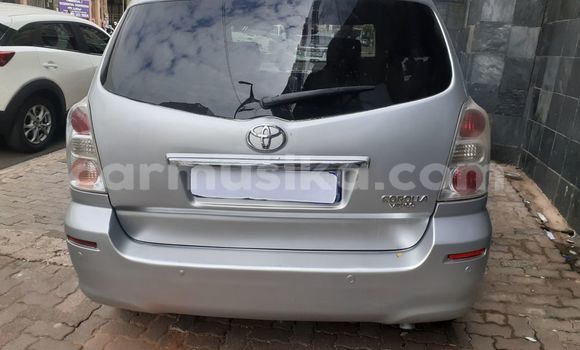 Nunua Ilio tumika Toyota Verso Fedha Gari ndani ya Beitbridge nchini Matabeleland Kusini Nunua Ilio tumika Toyota Verso Fedha Gari ndani ya Beitbridge nchini Matabeleland Kusini