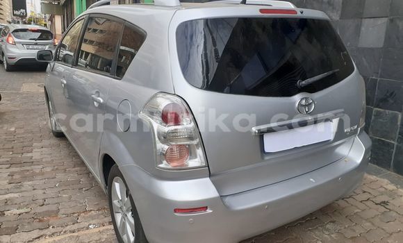 Nunua Ilio tumika Toyota Verso Fedha Gari ndani ya Beitbridge nchini Matabeleland Kusini Nunua Ilio tumika Toyota Verso Fedha Gari ndani ya Beitbridge nchini Matabeleland Kusini