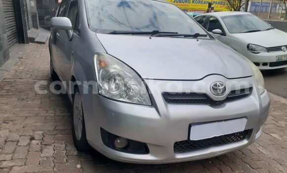 Nunua Ilio tumika Toyota Verso Fedha Gari ndani ya Beitbridge nchini Matabeleland Kusini Nunua Ilio tumika Toyota Verso Fedha Gari ndani ya Beitbridge nchini Matabeleland Kusini