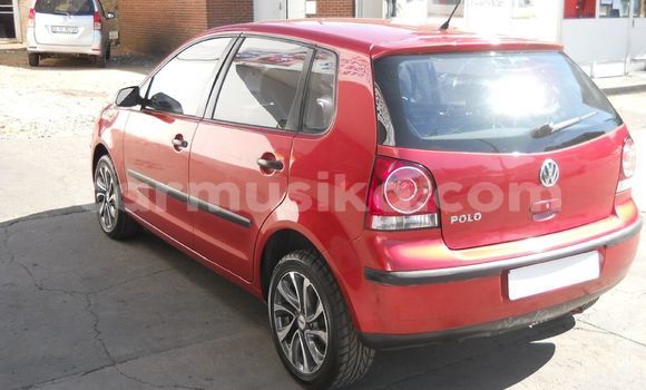 Nunua Ilio tumika Volkswagen Polo Nyekundu Gari ndani ya Beitbridge nchini Matabeleland Kusini Nunua Ilio tumika Volkswagen Polo Nyekundu Gari ndani ya Beitbridge nchini Matabeleland Kusini