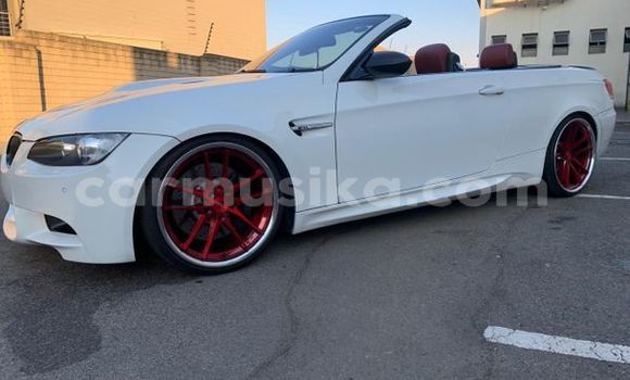 Acheter Occasion Voiture BMW M3 Blanc à Beitbridge, Matabeleland South Acheter Occasion Voiture BMW M3 Blanc à Beitbridge, Matabeleland South