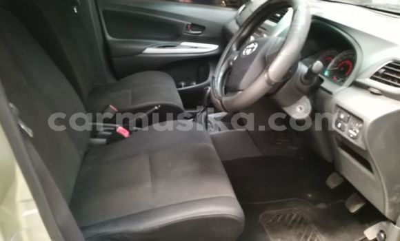 Nunua Ilio tumika Toyota Avanza Nyingine Gari ndani ya Beitbridge nchini Matabeleland Kusini Nunua Ilio tumika Toyota Avanza Nyingine Gari ndani ya Beitbridge nchini Matabeleland Kusini