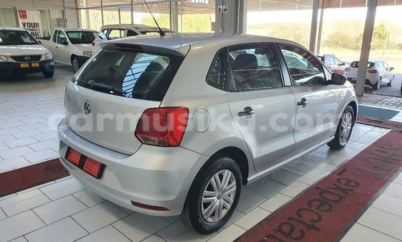 Nunua Ilio tumika Volkswagen Polo Fedha Gari ndani ya Beitbridge nchini Matabeleland Kusini Nunua Ilio tumika Volkswagen Polo Fedha Gari ndani ya Beitbridge nchini Matabeleland Kusini