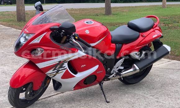 Tenga Tsaru Suzuki HAYABUSA Bhuruu Bike in Beitbridge in Matabeleland South Tenga Tsaru Suzuki HAYABUSA Bhuruu Bike in Beitbridge in Matabeleland South