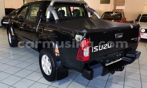 Nunua Ilio tumika Isuzu KB Nyeusi Gari ndani ya Beitbridge nchini Matabeleland Kusini Nunua Ilio tumika Isuzu KB Nyeusi Gari ndani ya Beitbridge nchini Matabeleland Kusini