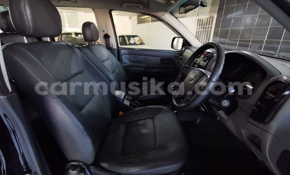 Nunua Ilio tumika Isuzu KB Nyeusi Gari ndani ya Beitbridge nchini Matabeleland Kusini Nunua Ilio tumika Isuzu KB Nyeusi Gari ndani ya Beitbridge nchini Matabeleland Kusini