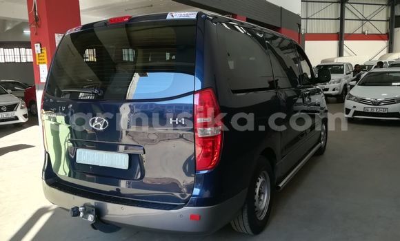 Nunua Ilio tumika Hyundai H1 Nyingine Gari ndani ya Beitbridge nchini Matabeleland Kusini Nunua Ilio tumika Hyundai H1 Nyingine Gari ndani ya Beitbridge nchini Matabeleland Kusini