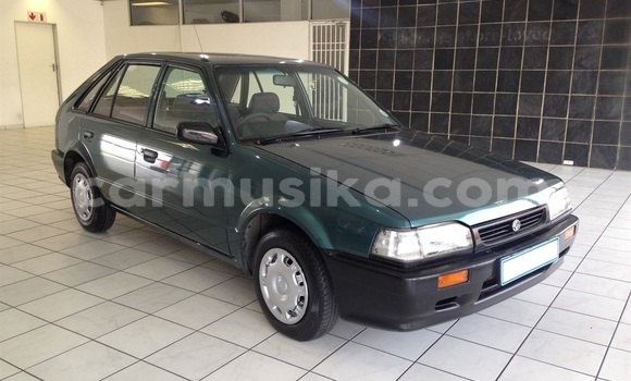 Acheter Occasion Voiture Mazda 323 Autre à Beitbridge, Matabeleland South Acheter Occasion Voiture Mazda 323 Autre à Beitbridge, Matabeleland South